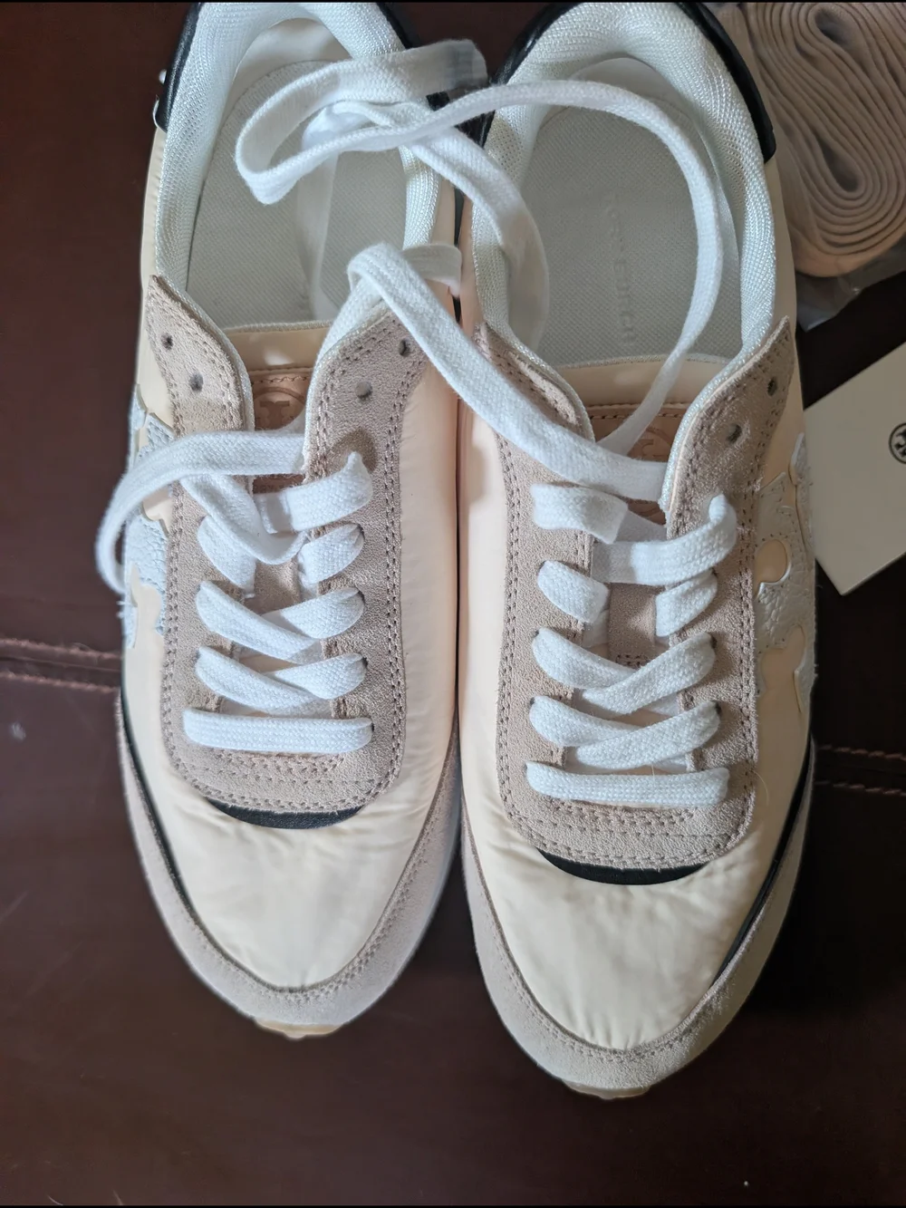 Tory Burch Destiny Trainer 8M